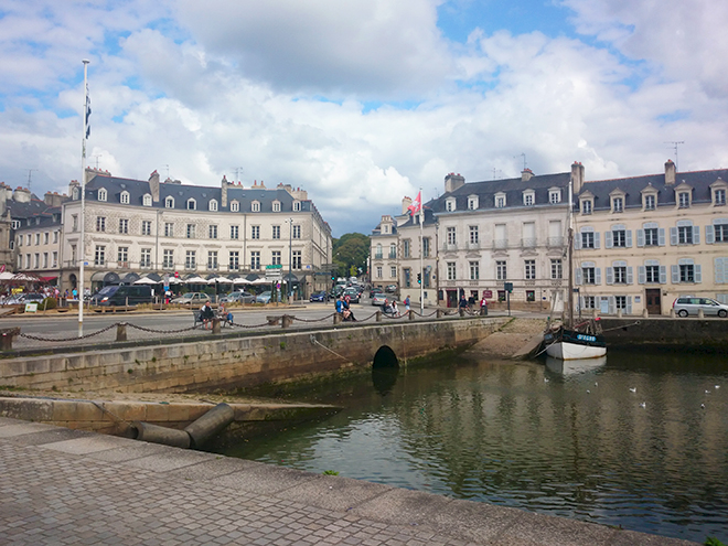 Nábřeží ve městě Honfleur