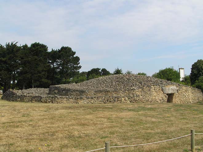 Chodbový hrob - Locmariaquer