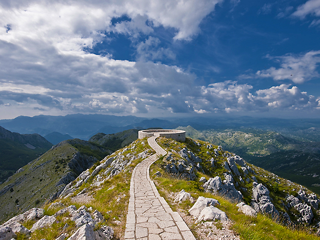 Jezerski vrh je nejvyšším bodem pohoří Lovčen