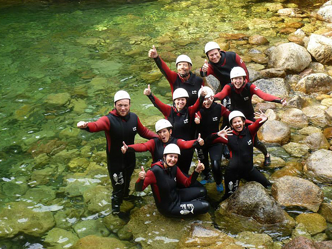 Skupinovka po adrenalinovém canyoningu