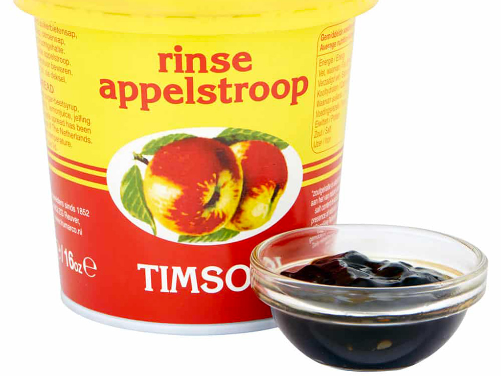 Pomalým vařením jablek se cidrem vznikne jablečné máslo appelstroop