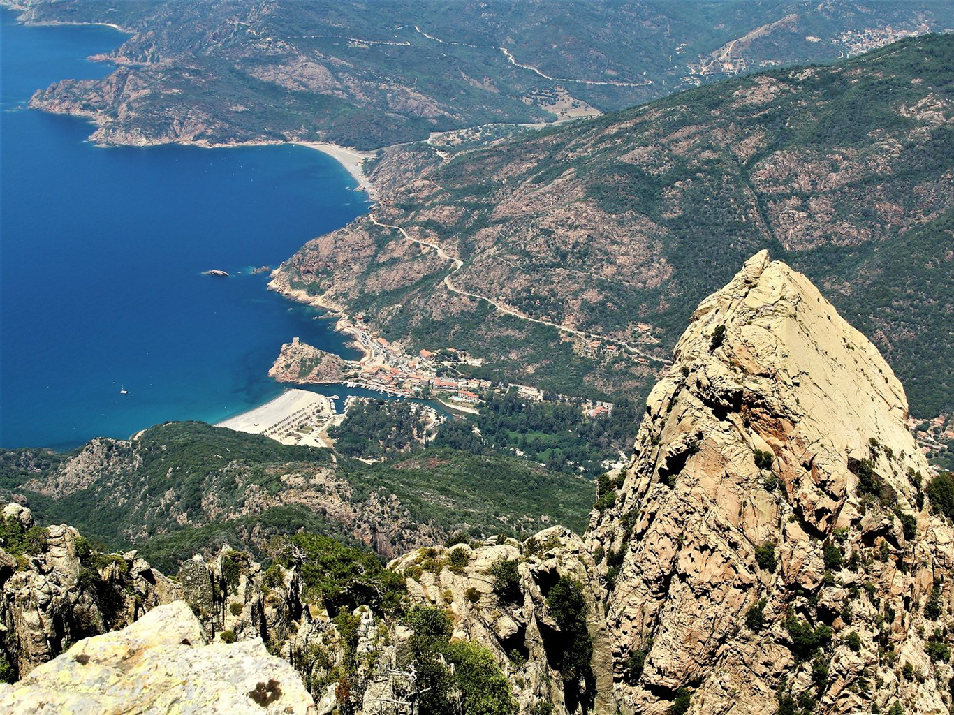 Portský záliv z Capo d'Orto