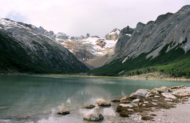 Jezero Laguna Esmeralda v Ohňové zemi