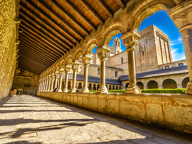 Klášter a biskupský palác ve městečku Seu d´Urgell