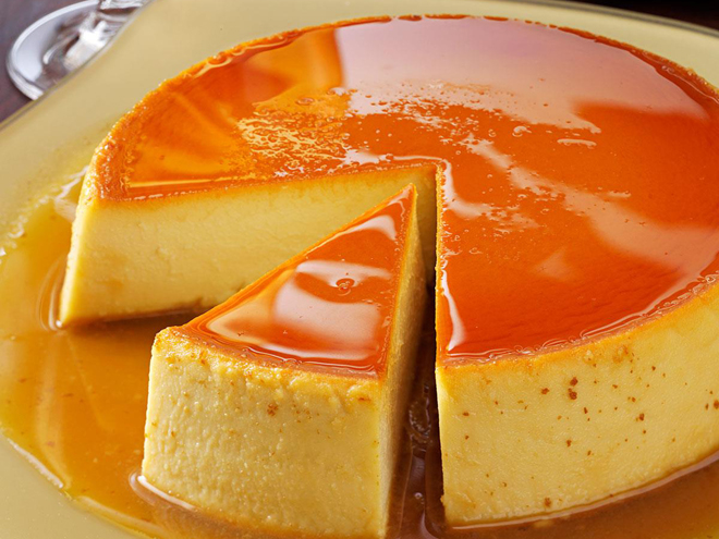 Karamelový koláč flan s pudinkem