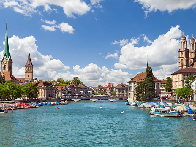 Město Curych, kterým protéká řeka Limmat