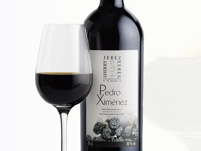 Sladké sherry vzniká ze sladkých hroznů odrůd Pedro Ximénez