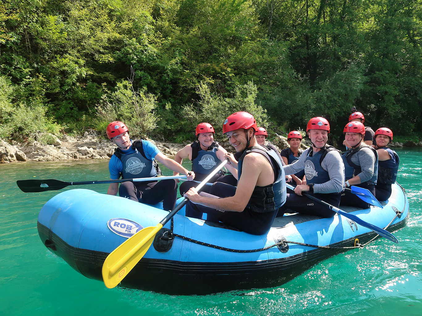 Zážitek s trochou adrenalinu při raftingu na řece Tara