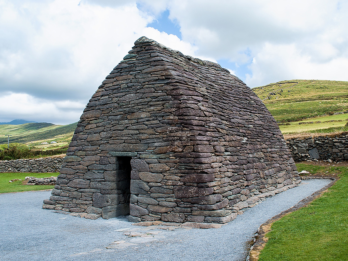 Kaple Gallarus Oratory na poloostrově Dingle je významnou raně křesťanskou památkou