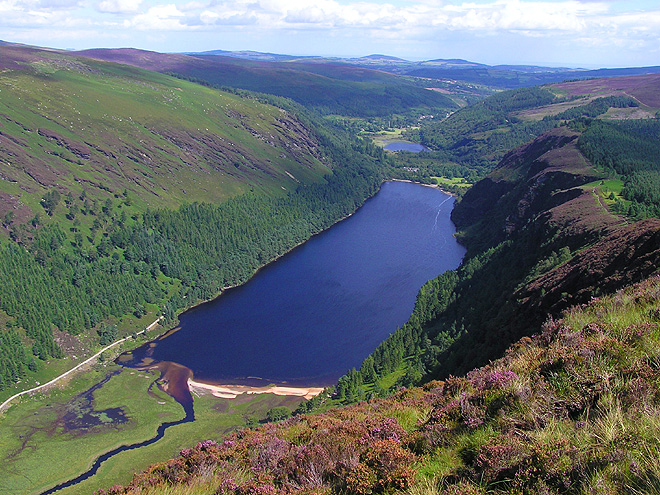 Horní jezero v údolí Glendalough