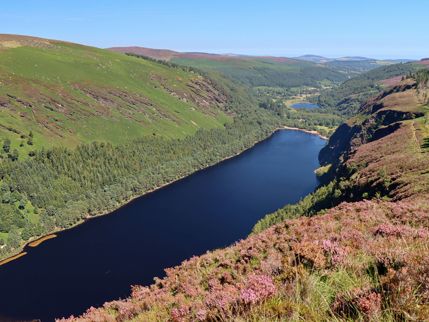 I přes blízkost Dublinu nalezneme ve Wiclow Mountains divokou přírodu