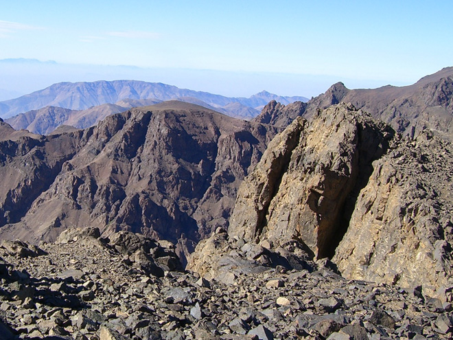 Hory Vysokého Atlasu (pohled z Jebel Toubkalu)