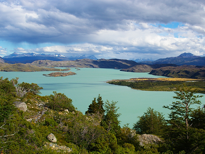 Túra v NP Torres del Paine nabízí úchvatné pohledy do kraje