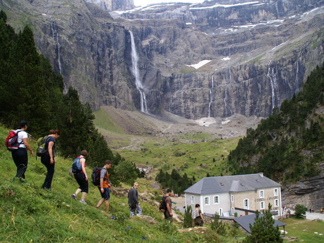 Cirque de Gavarnie a 422 m vysoký vodopád