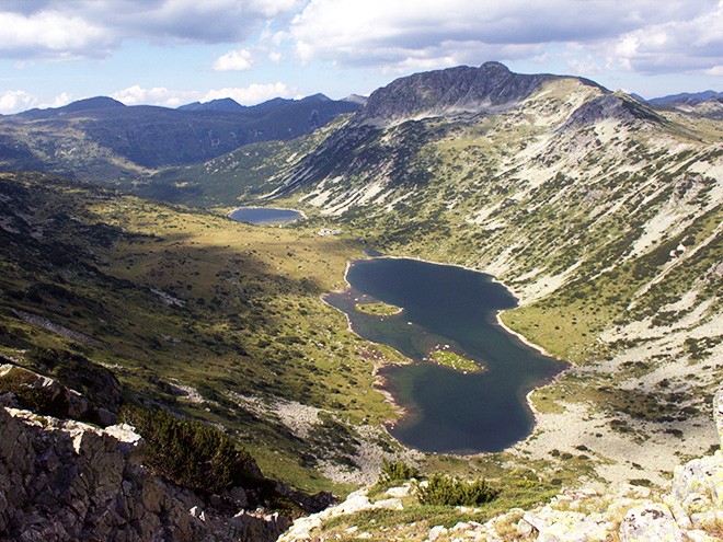 Rilská jezera leží v nadmořské výšce 2 100 - 2 500 m