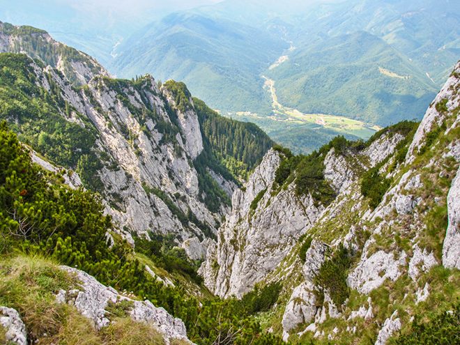 Vápencová krasová oblast Piatra Craiului