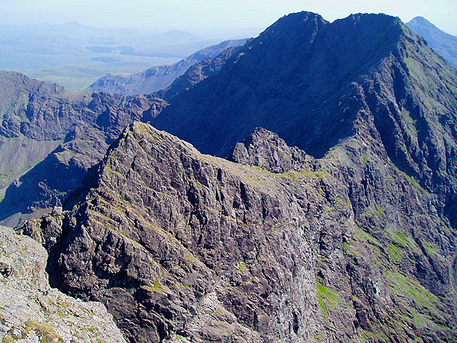 Pohoří Cuillin Hills je někdy nazýváno skotské Alpy