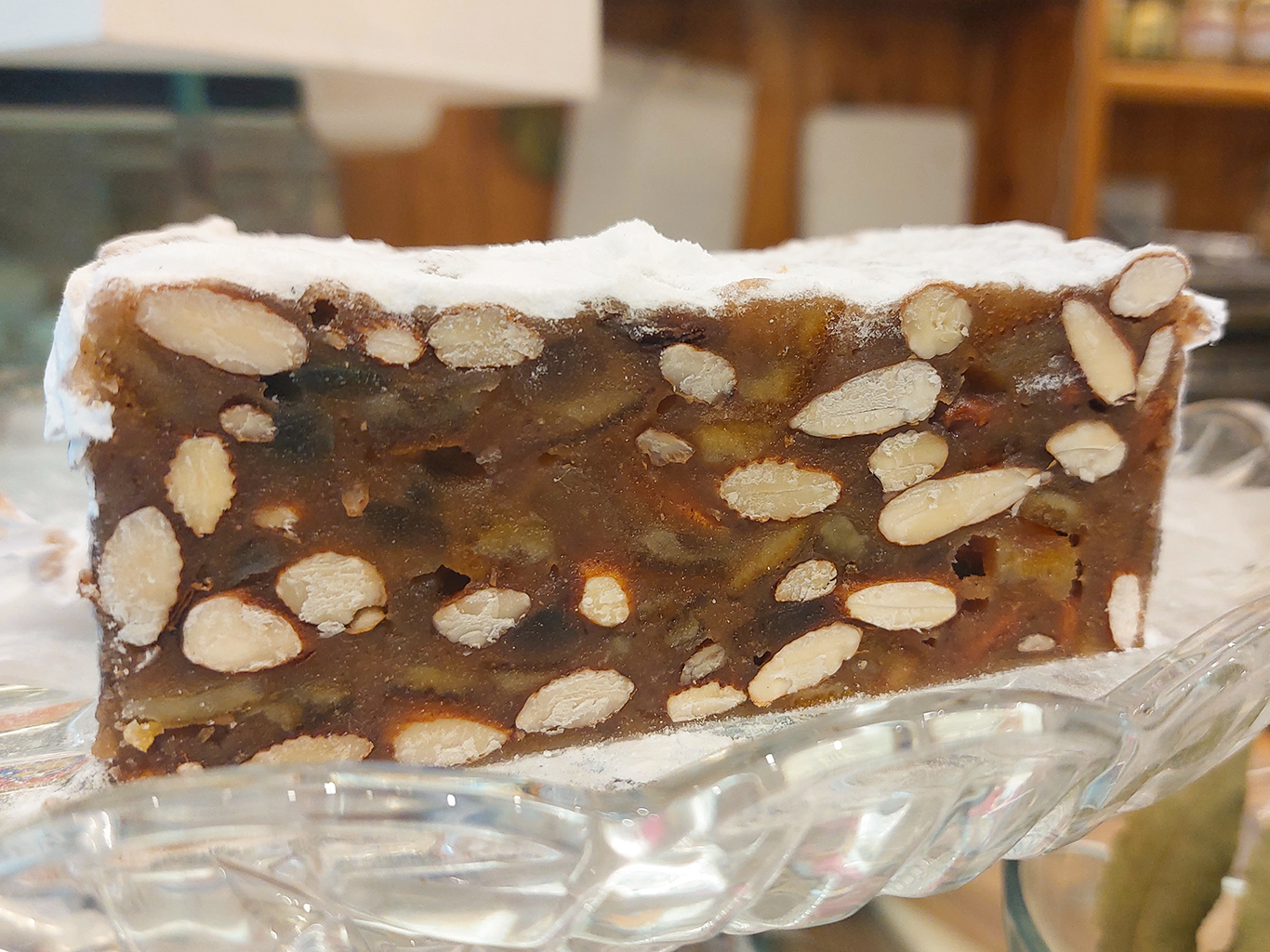 Starověký tradiční toskánský dezert Panforte Margherita