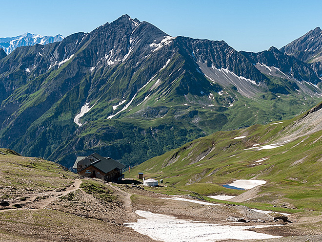 Horská chata v sedle Col de la Croix du Bonhomme