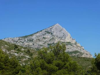 Hora Montagne Sainte Victoire