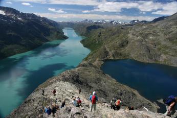 Hřeben Besseggen v pohoří Jotunheimen