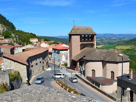 Vesnička Roquefort-sur-Soulzon