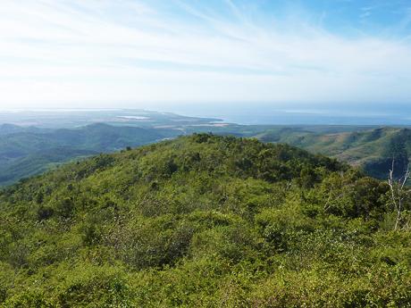 Pohoří Sierra del Escambray porostlé hustou vegetací