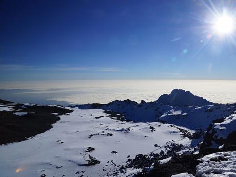 Pohled na mraky z výšky 5 895 m n. m.