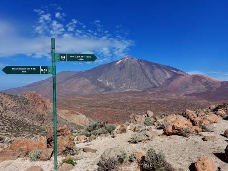 Během výstupu na vrchol Guajara uvidíte sopku Pico del Teide v celé její kráse