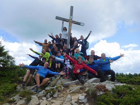 Vrcholové foto po zdolání 1 719 m vysoké Strymby